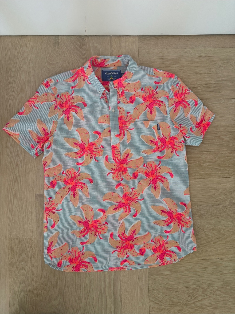 chubbies Short Sleeve Floral Button-Down Shirt - Light Blue with Pink & Beige